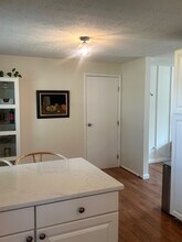 651 Dovalon Pl in Galloway, OH - Foto de edificio - Building Photo