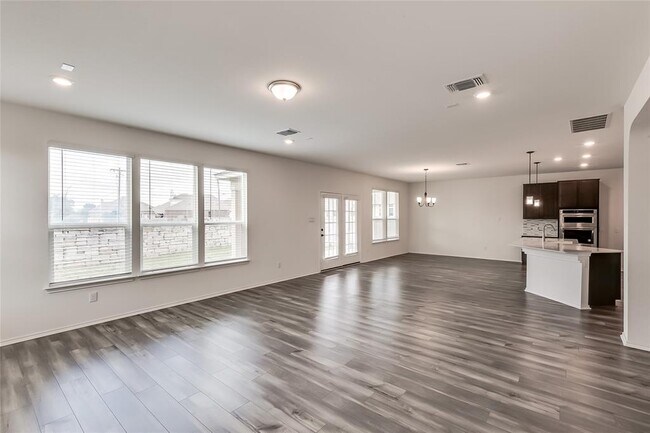 property at 716 Priscilla Ct