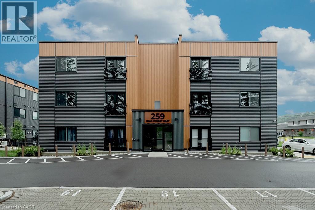259 King St E in Hamilton, ON - Building Photo