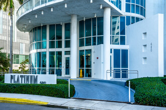 The Platinum in Miami, FL - Building Photo - Building Photo