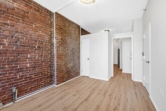 308 Madison St in Hoboken, NJ - Building Photo - Building Photo