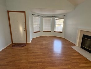 18960 SW Christopher Dr in Beaverton, OR - Foto de edificio - Building Photo