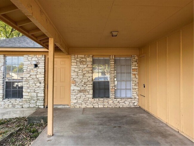 6707 Skynook Dr in Austin, TX - Building Photo - Building Photo