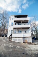 14 Duffley Ct, Unit #2 in Chestnut Hill, MA - Building Photo - Building Photo