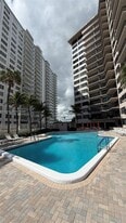 3800 Galt Ocean Dr in Fort Lauderdale, FL - Building Photo