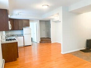 543 W Fullerton Pkwy in Chicago, IL - Building Photo - Building Photo