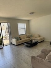 3523 W 105th Pl in Hialeah, FL - Building Photo - Building Photo