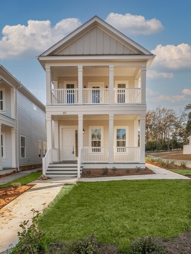 property at 415 Glenview Dr