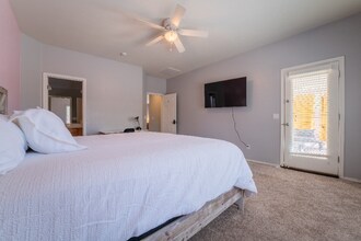 2313 N Presidential Dr in Florence, AZ - Foto de edificio - Building Photo