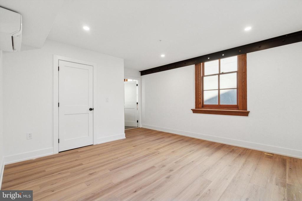 808 N 3rd St in Philadelphia, PA - Building Photo