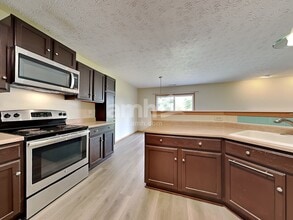 7474 Heaton Cir in Maineville, OH - Foto de edificio - Building Photo