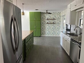 7720 Gaston Ave in Fort Worth, TX - Building Photo - Building Photo