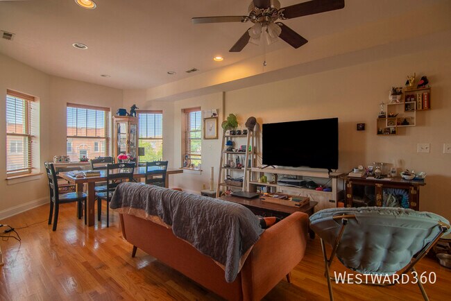 4855 N Drake Ave in Chicago, IL - Building Photo - Building Photo