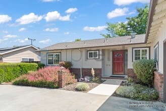 2276 Markham Ave in San Jose, CA - Building Photo - Building Photo