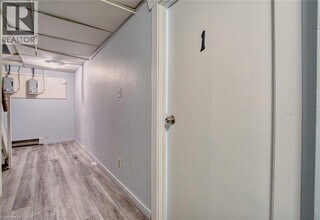 330 Kiwanis Park Dr in London, ON - Building Photo - Building Photo