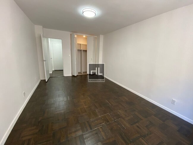 EAST 56 STREET, Unit 14N in New York, NY - Building Photo - Building Photo