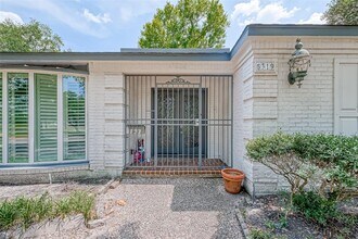 5319 S Braeswood Blvd in Houston, TX - Building Photo - Building Photo