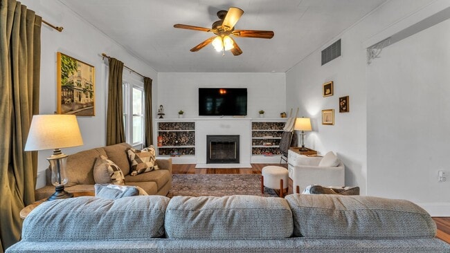 property at 201 E Belmar St