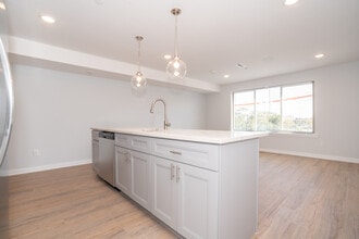 644 32nd N St in Philadelphia, PA - Building Photo - Building Photo