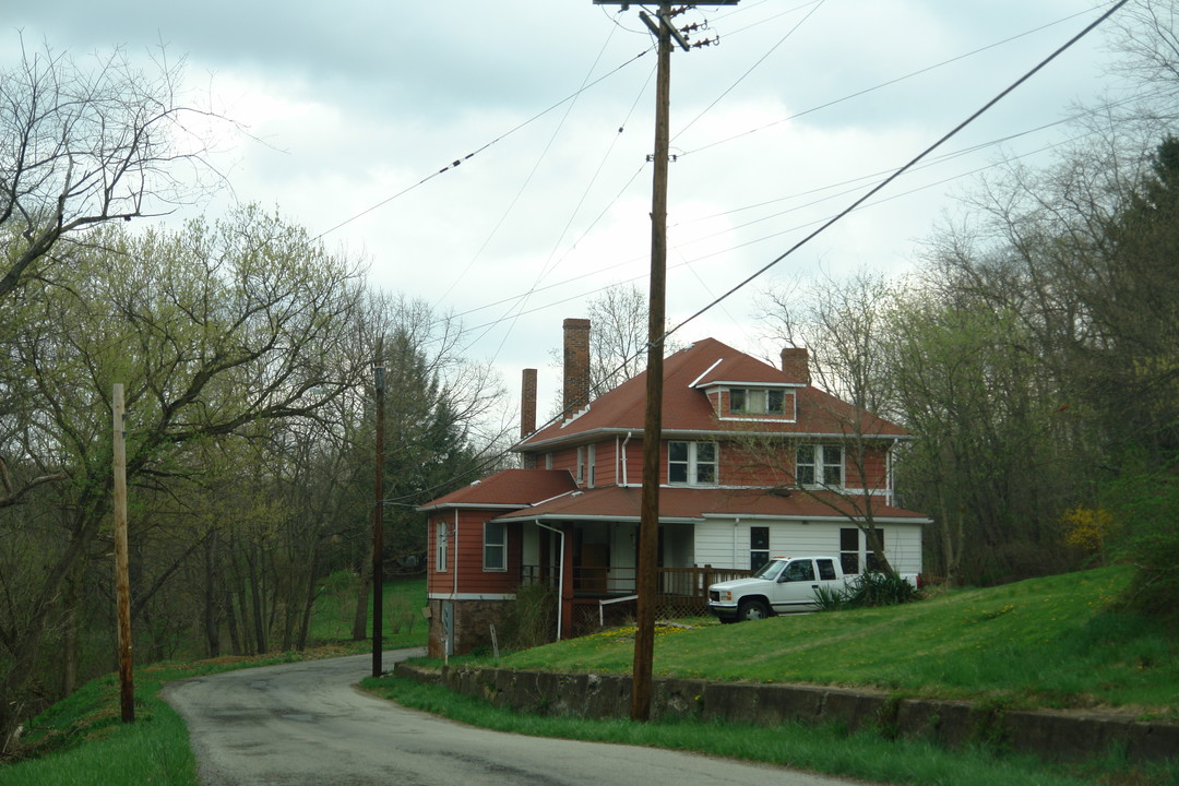 The Benjamin House in Tarentum, PA - Building Photo