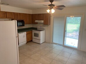 807 Fairgrounds Rd in Rolla, MO - Building Photo - Building Photo