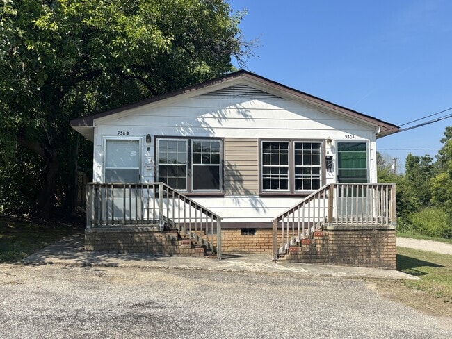 property at 930A 15th St