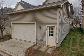 3921 Braveheart Cir in Frederick, MD - Building Photo - Building Photo
