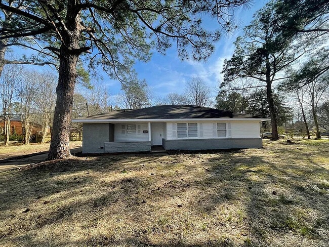 property at 3509 Cambridge Rd