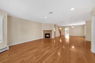 79 Myrtle Ave in Edgewater, NJ - Building Photo - Building Photo