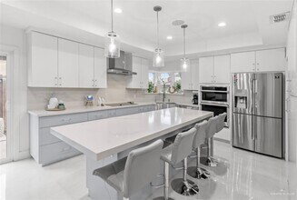 300 Kiwi Ave in McAllen, TX - Building Photo - Building Photo