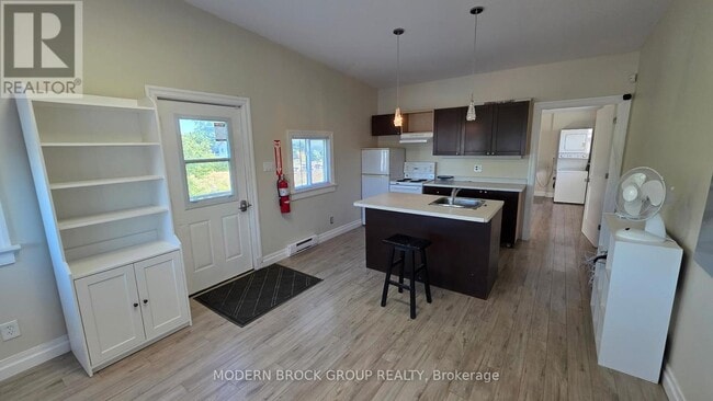 6679 Fourth Line Rd in Ottawa, ON - Building Photo - Building Photo