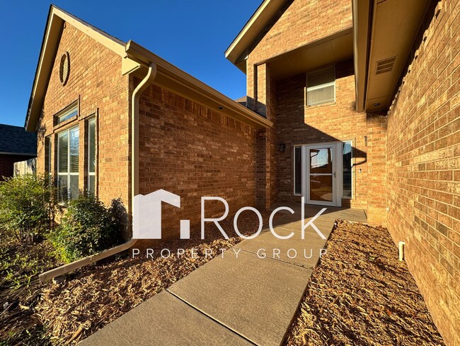 2513 Ridgewood Dr in Moore, OK - Building Photo - Building Photo