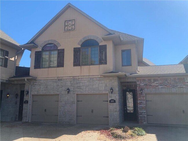 property at 2645 S Everest Ave