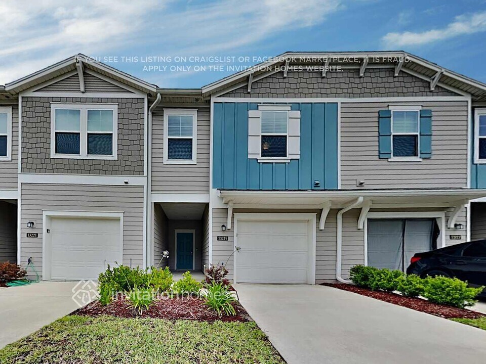 13219 Shore Grass Dr in Jacksonville, FL - Building Photo