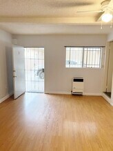 4553 W 116th St, Unit 5 in Hawthorne, CA - Foto de edificio - Building Photo
