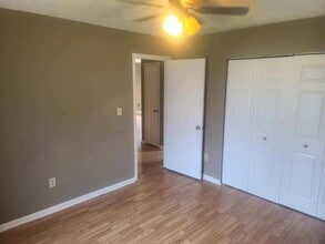 910 Halpin Rd, Unit #1 in Clarksville, OH - Building Photo - Building Photo