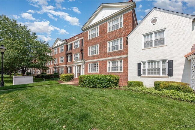 24 W Lock Ln in Richmond, VA - Building Photo - Building Photo