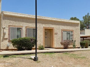 8052 N 31st Ln in Phoenix, AZ - Building Photo - Building Photo