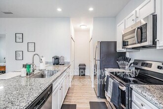 2604 N Highland Ave in Tampa, FL - Building Photo - Building Photo