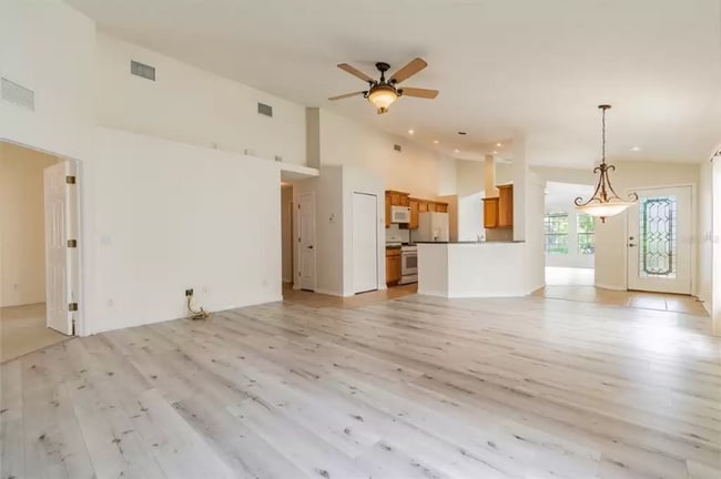 8013 Terrace Arbor Ct in Tampa, FL - Building Photo - Building Photo