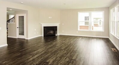 5898 Weldra Dr in Zionsville, IN - Building Photo - Building Photo