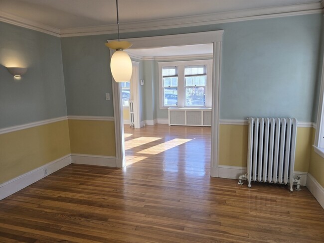 103 Saint Rose St, Unit #1 in Boston, MA - Building Photo - Building Photo