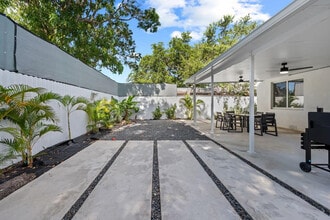 26 NE 69th St in Miami, FL - Building Photo - Building Photo