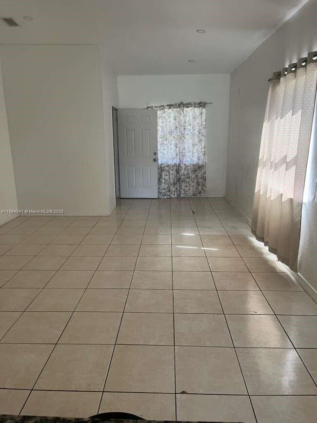 28452 SW 141st Pl in Homestead, FL - Building Photo - Building Photo