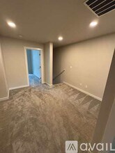 87 SW Lancaster Ct in Troutdale, OR - Building Photo - Building Photo