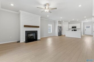 305 Pond Spg Dr in Huntsville, AL - Building Photo - Building Photo