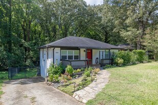 2065 W Flat Shoals Terrace, Unit 1611 - B-302 - B in Decatur, GA - Building Photo