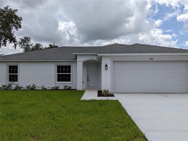 property at 1938 Brewster Dr