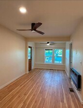 444 Oak St in Paso Robles, CA - Building Photo - Building Photo