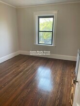 1855 Beacon St, Unit 3 in Brookline, MA - Building Photo - Building Photo